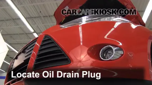 2012 Ford Focus SE 2.0L 4 Cyl. Sedan Aceite Cambiar aceite y filtro de aceite